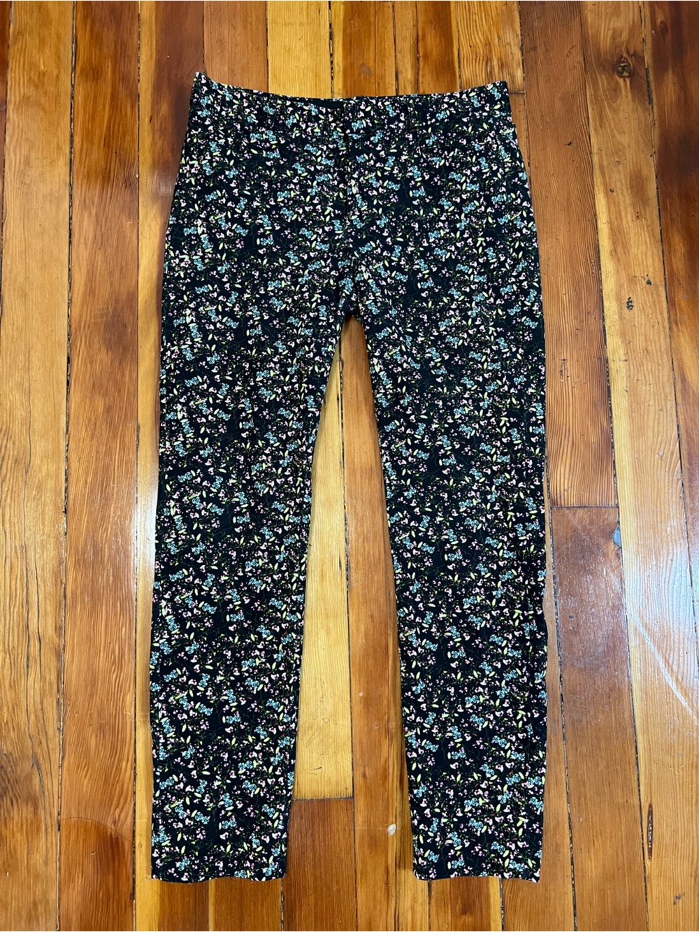 Banana Republic black floral slacks  in Sloan cut